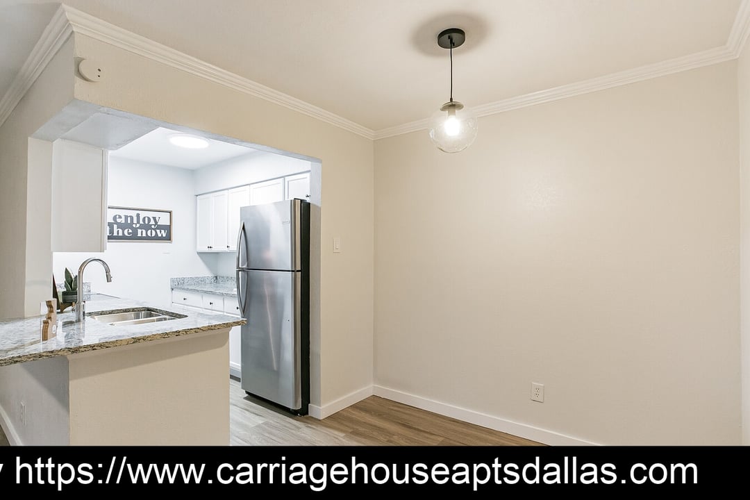 Carriage House - 4